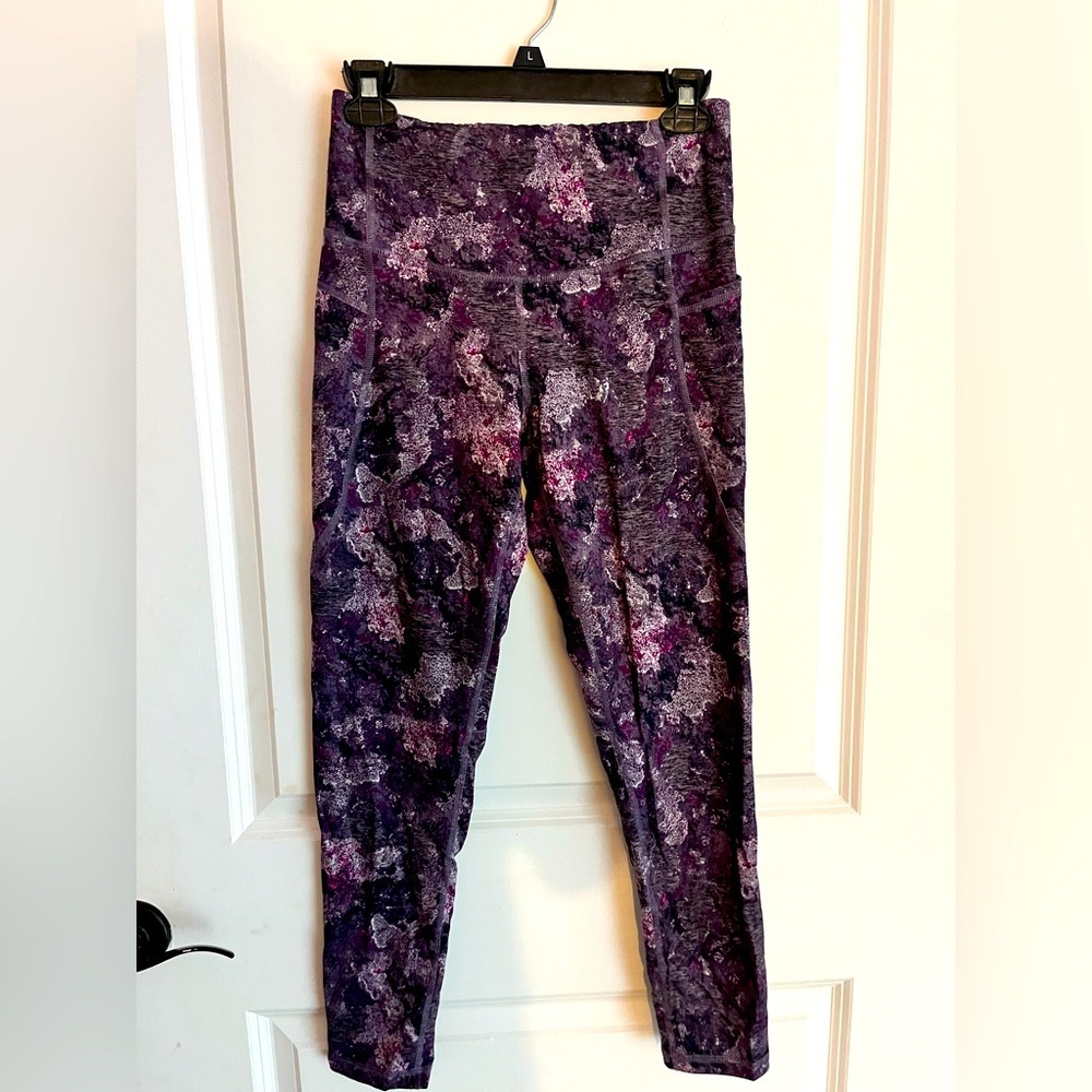 Women’s Champion Leggings size Medium